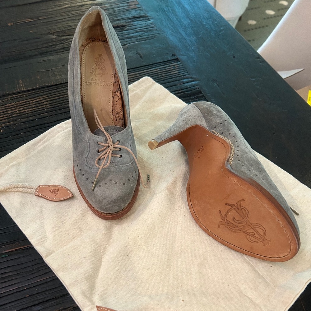 Angela Scott women’s suede shoes